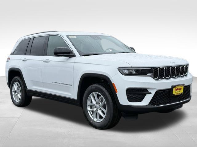 2026 Jeep Grand Cherokee Laredo 4x4 for sale in Arlington, WA
