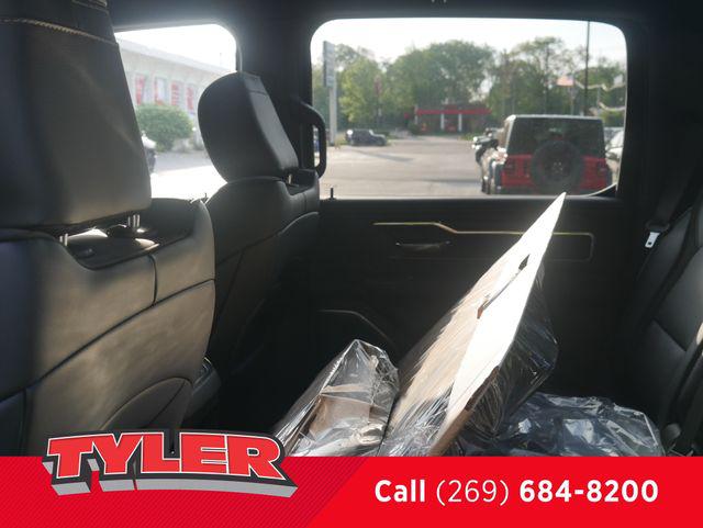 2026 Ram 1500 Laramie Crew Cab 4x4 57 Box