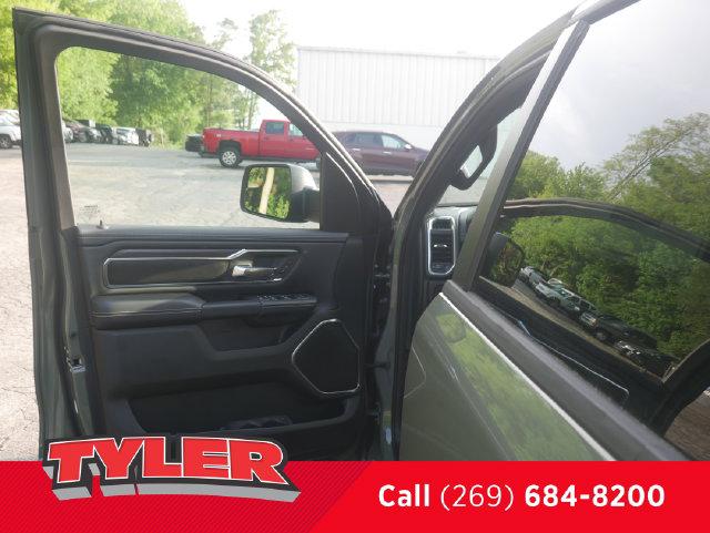 2026 Ram 1500 Laramie Crew Cab 4x4 57 Box