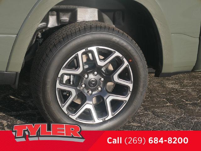 2026 Ram 1500 Laramie Crew Cab 4x4 57 Box