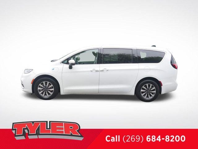 2023 Chrysler Pacifica Hybrid Touring L