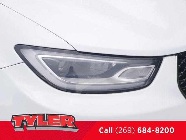 2023 Chrysler Pacifica Hybrid Touring L