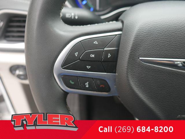 2023 Chrysler Pacifica Hybrid Touring L
