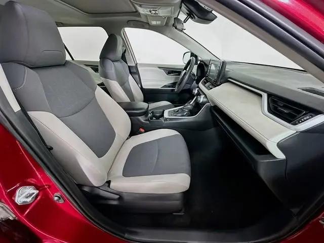 2020 Toyota RAV4 Hybrid XLE