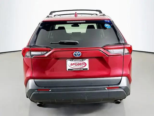 2020 Toyota RAV4 Hybrid XLE