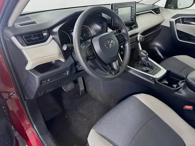2020 Toyota RAV4 Hybrid XLE