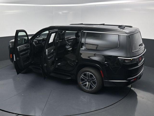 2026 Jeep Grand Wagoneer 4x2