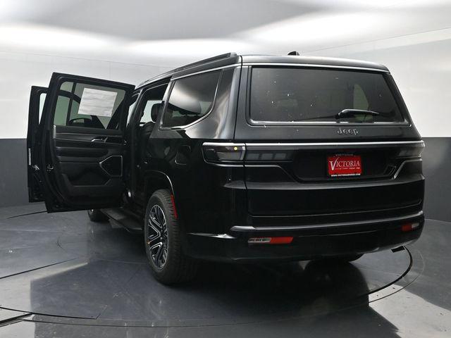 2026 Jeep Grand Wagoneer 4x2