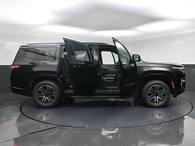 2026 Jeep Grand Wagoneer 4x2