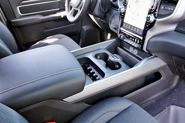 2026 Ram 2500 Big Horn Crew Cab 4x4 64 Box
