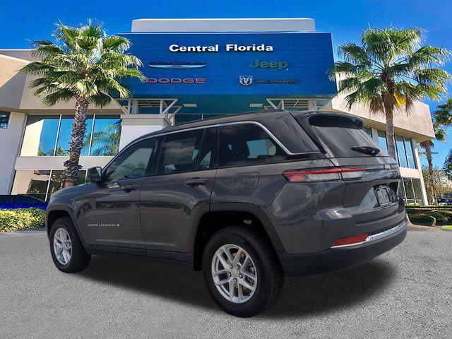 2026 Jeep Grand Cherokee Laredo 4x2