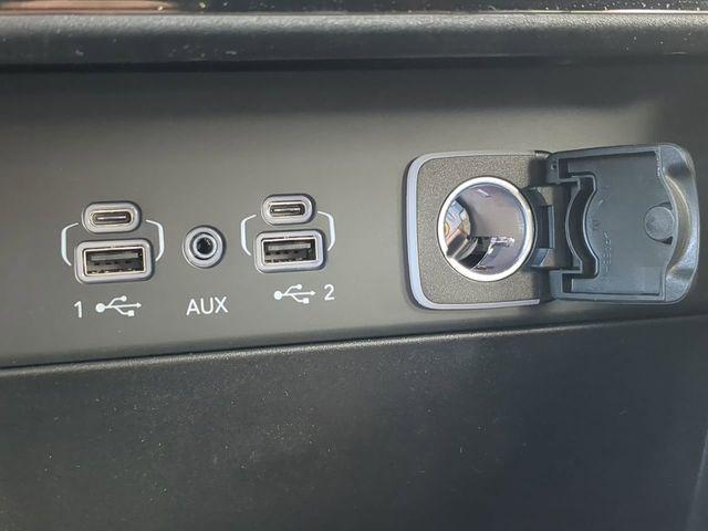 2026 Jeep Grand Cherokee Laredo 4x2