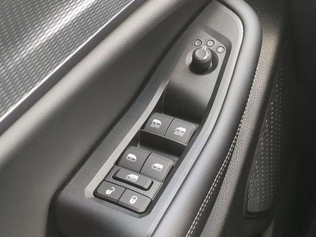 2026 Jeep Grand Cherokee Laredo 4x2