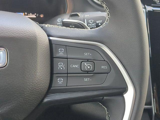 2026 Jeep Grand Cherokee Laredo 4x2