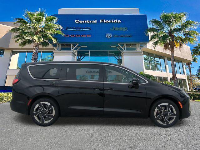 2027 Chrysler Pacifica Limited