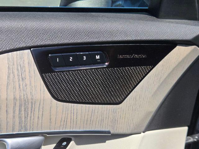 2024 Volvo XC90 Recharge T8 Plus 6-Seater
