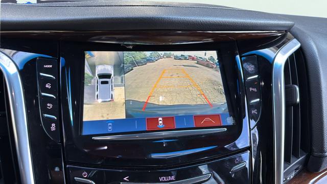 2018 Cadillac Escalade Standard