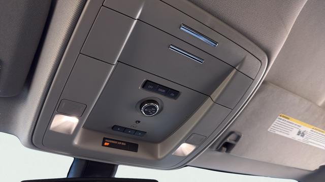 2018 Cadillac Escalade Standard