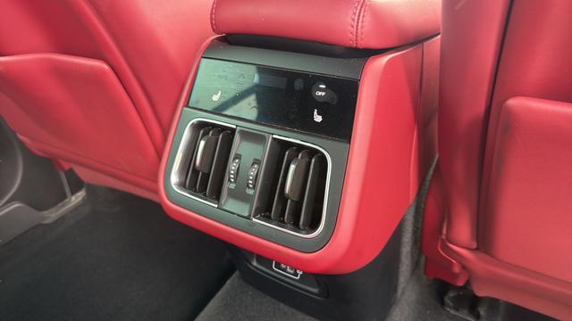 2023 Maserati Grecale Modena