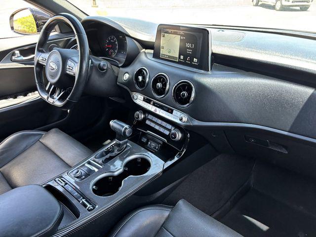 2019 Kia Stinger GT1