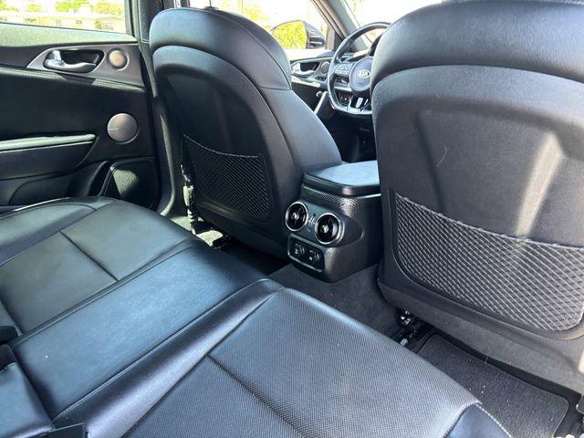 2019 Kia Stinger GT1