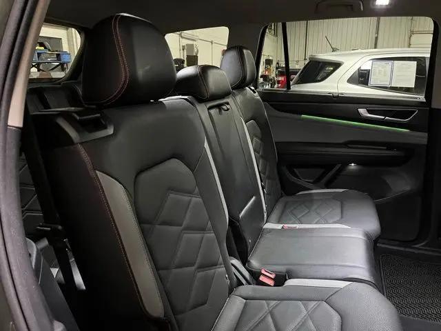 2024 Volkswagen Atlas 2.0T Peak Edition SE w/Technology