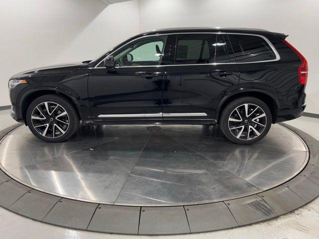 2024 Volvo XC90 B6 Plus Bright Theme 7-Seater