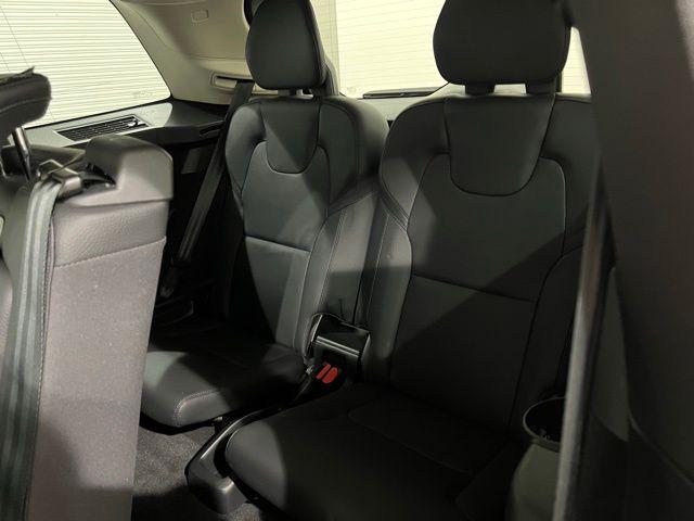 2024 Volvo XC90 B6 Plus Bright Theme 7-Seater