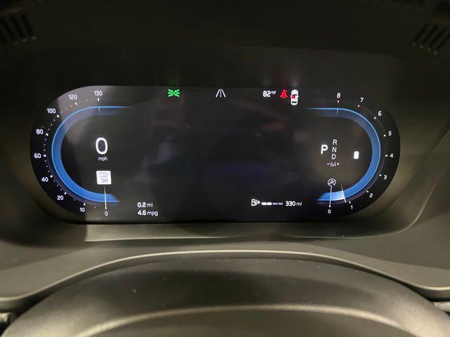 2023 Volvo XC60 B5 Plus Dark Theme