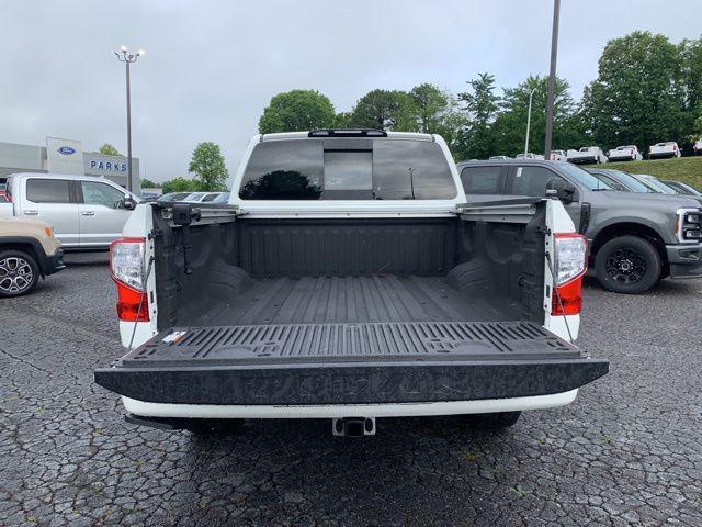 2024 Nissan Titan Crew Cab SV 4x4