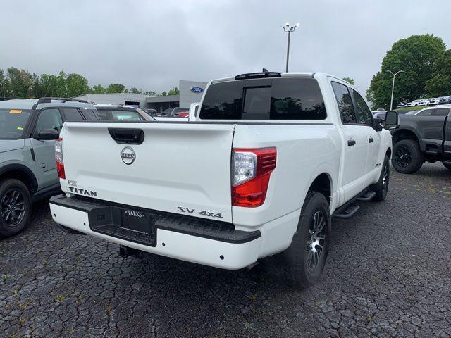 2024 Nissan Titan Crew Cab SV 4x4