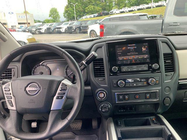 2024 Nissan Titan Crew Cab SV 4x4