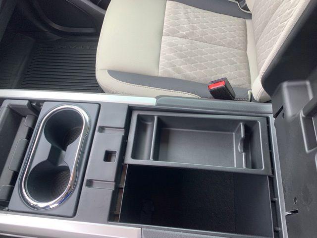 2024 Nissan Titan Crew Cab SV 4x4