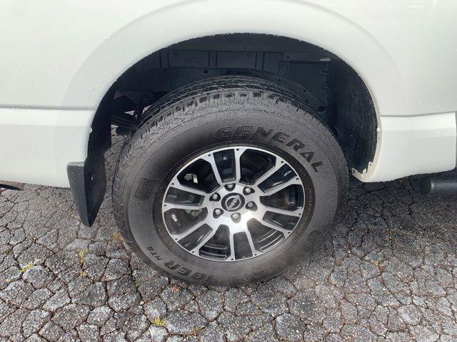 2024 Nissan Titan Crew Cab SV 4x4