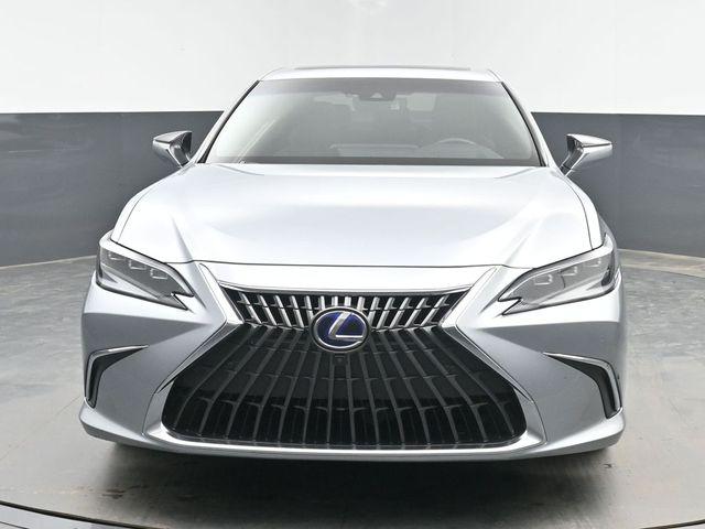 2022 Lexus ES 300h Ultra Luxury