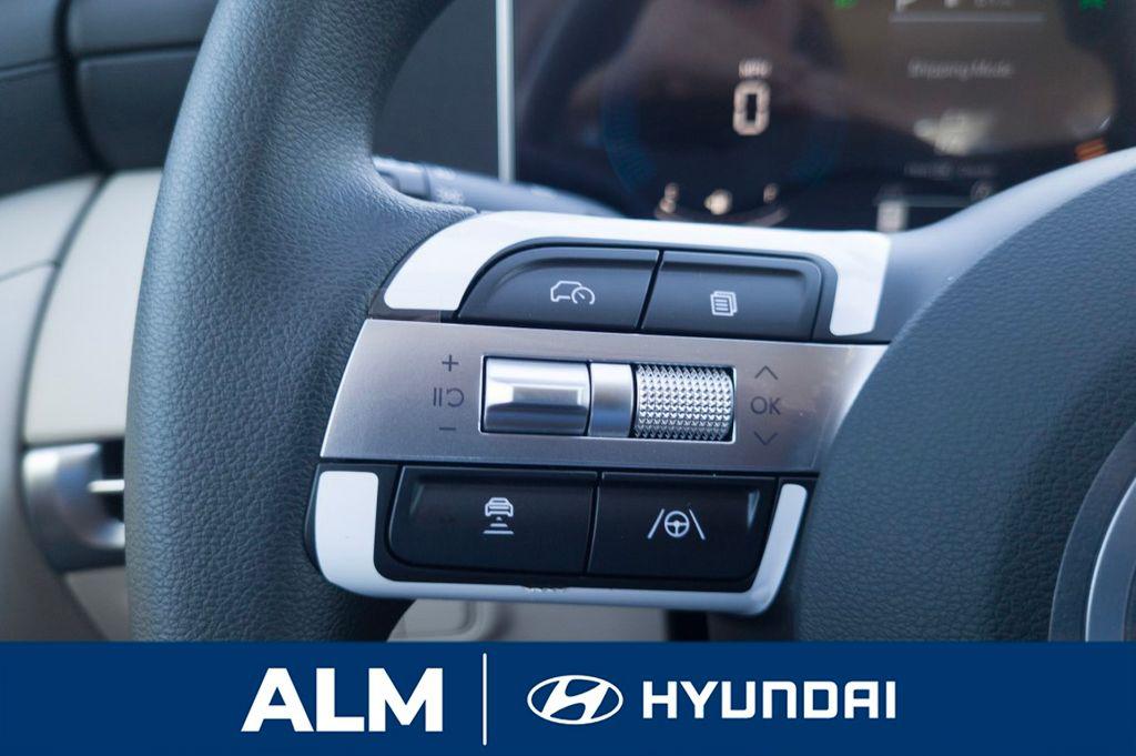 New 2026 Gray HYUNDAI SE FWD image 28