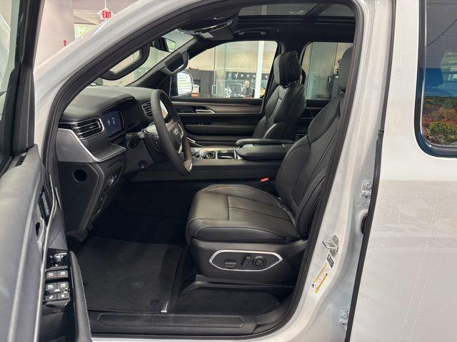 2026 Jeep Grand Wagoneer L Limited Altitude 4x4