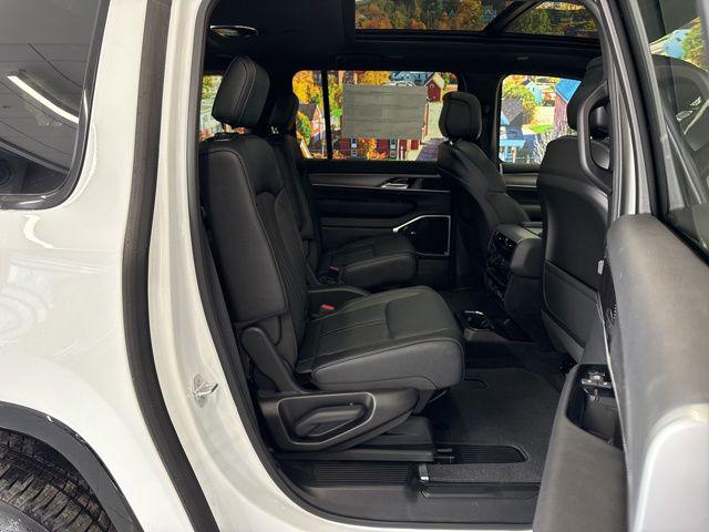 2026 Jeep Grand Wagoneer L Limited Altitude 4x4