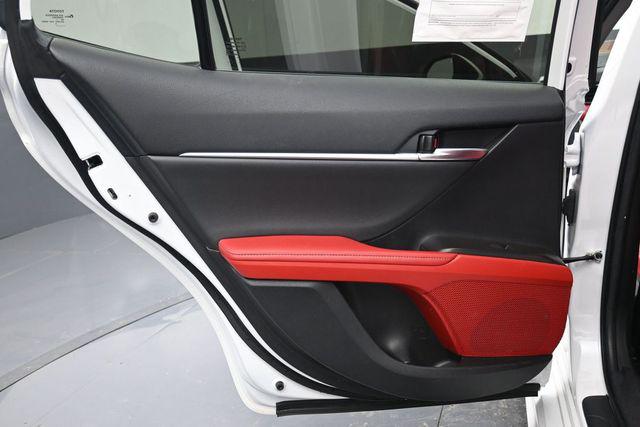 2021 Toyota Camry XSE Hybrid