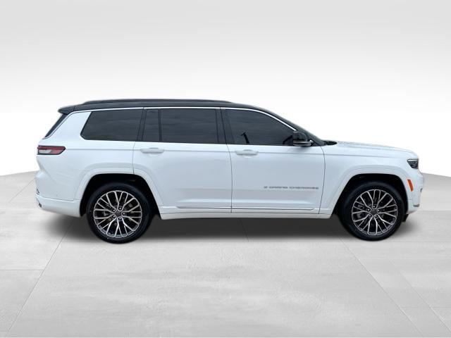 2025 Jeep Grand Cherokee L Summit Reserve 4x4