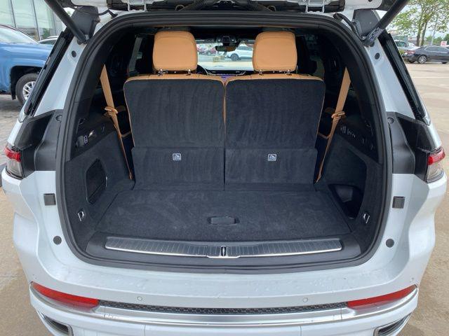 2025 Jeep Grand Cherokee L Summit Reserve 4x4