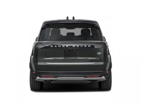 2026 Land Rover Range Rover P550e SE