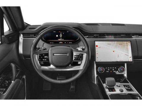 2026 Land Rover Range Rover P550e SE
