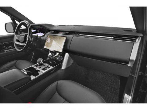 2026 Land Rover Range Rover P550e SE