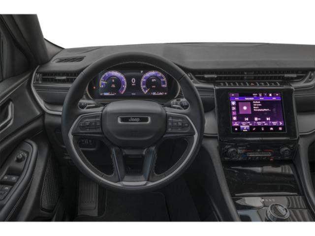 2025 Jeep Grand Cherokee L Laredo 4x2