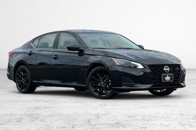 2026 Nissan Altima SR FWD