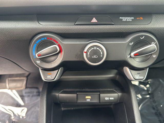 2023 Kia Rio LX
