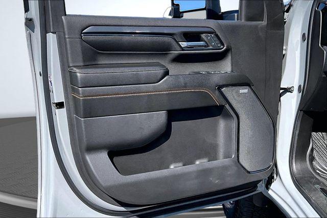 2024 GMC Sierra 3500HD 4WD Crew Cab Long Bed AT4