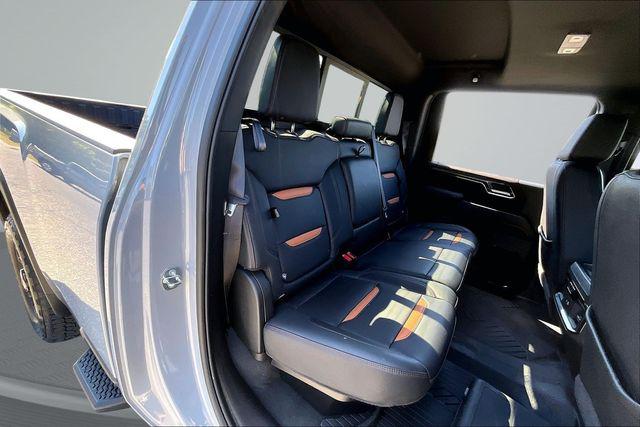2024 GMC Sierra 3500HD 4WD Crew Cab Long Bed AT4