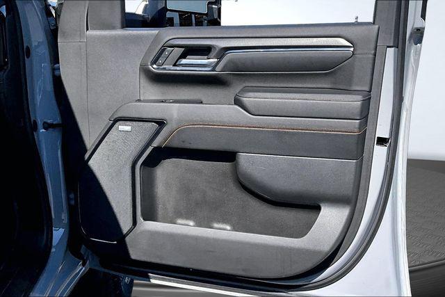 2024 GMC Sierra 3500HD 4WD Crew Cab Long Bed AT4